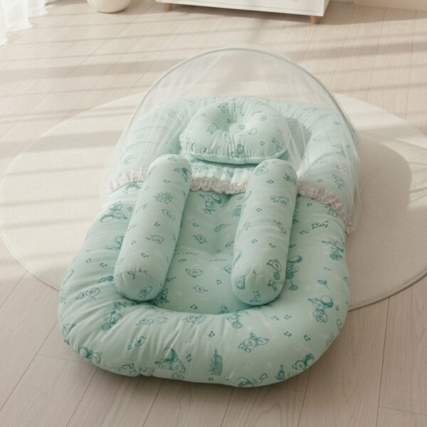 newborn baby velvet bedding set with mosquito net - Image 2
